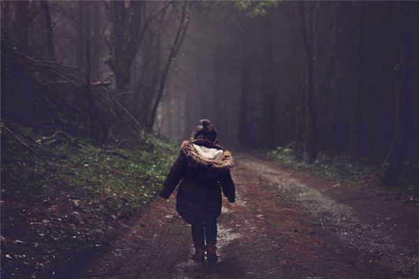 梦见路不好走是什么意思