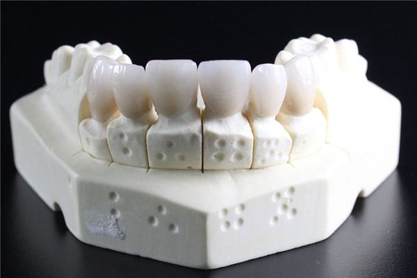 梦见牙齿掉光是什么意思