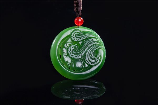 梦见捡到玉石是什么意思