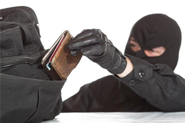 梦见钱包被盗是什么意思