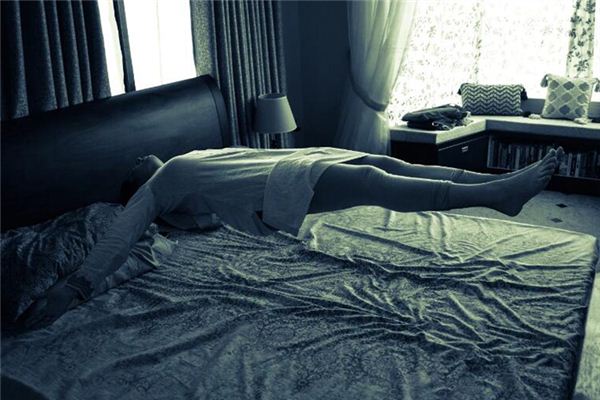 梦见被鬼压身是什么意思