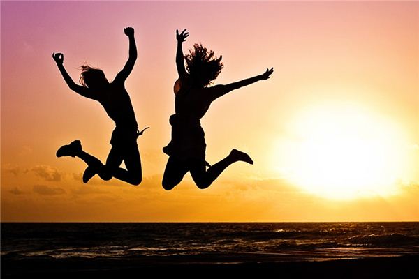 死去的人还活着 死去的人还活着