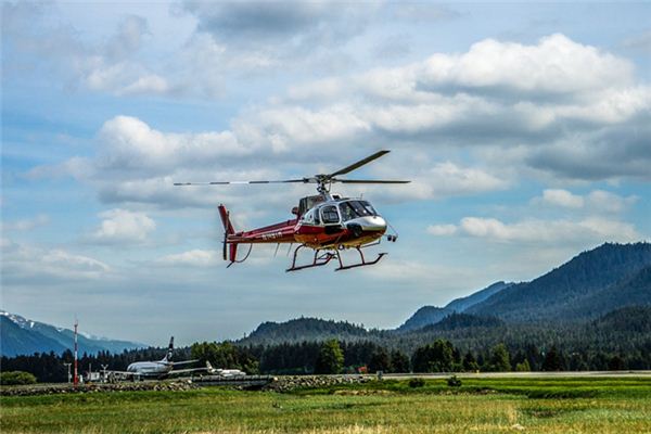 梦见直升机是什么意思