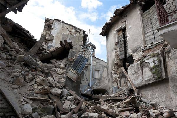 孕妇梦见房子塌了是什么意思