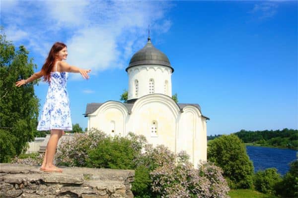 孕妇梦见穿着是什么意思