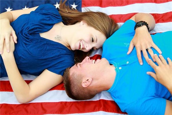 梦见被捉奸在床:面临难以克服的困难