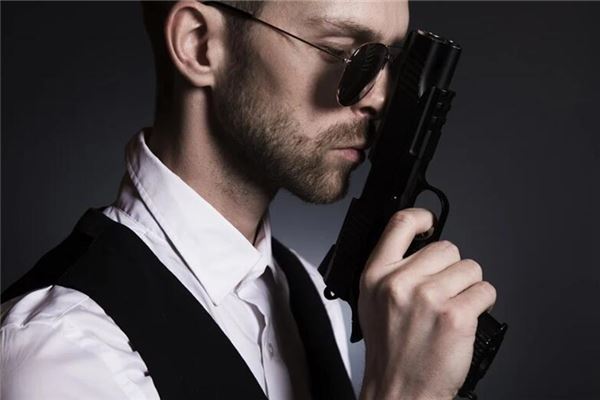 梦见犯罪:喜事临门