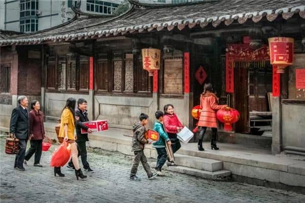 梦见亲戚:亲戚吵架,会得病