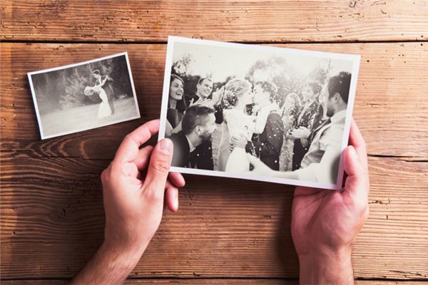 梦见照片:梦亡妻照片,情义长存