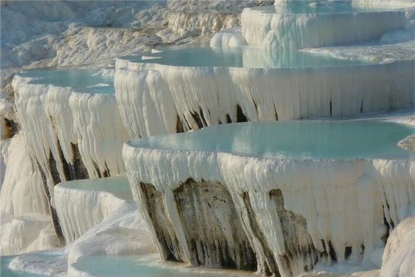 梦见石灰:生者有碍,熟者成功