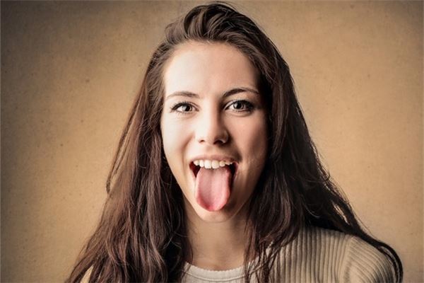 梦见舌头:男人则吉,女人则凶