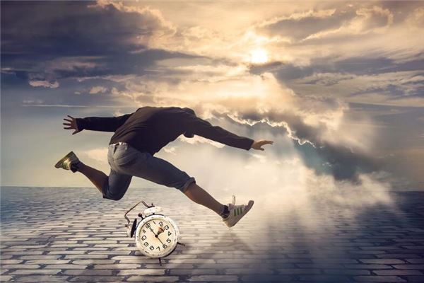 梦见跳楼:跳楼无伤害,事业可成功