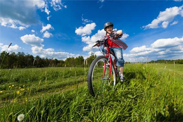 梦到骑自行车上坡和下坡?