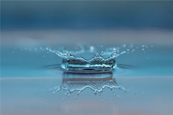 梦到路上积水是什么意思