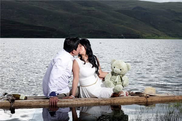 梦见老公亲我是什么意思