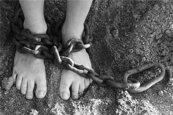 梦到了监狱里的人是什么意思