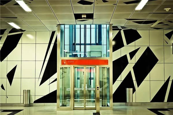 梦到乘坐电梯是什么意思