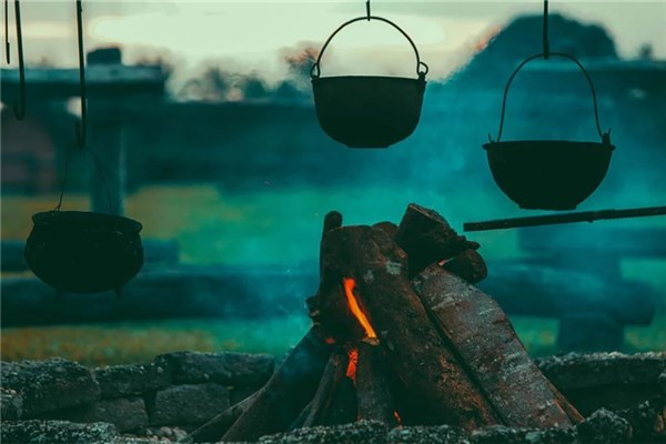 梦到了锅漏水是什么意思