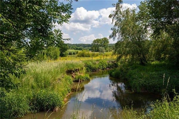 梦见小河沟是什么意思