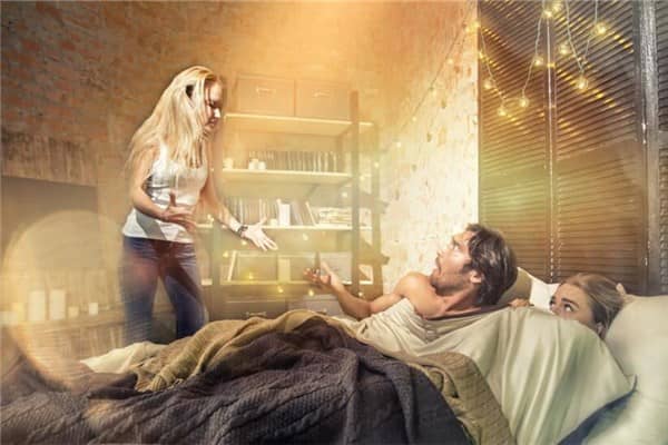 梦见老公爱上别的女人是什么意思