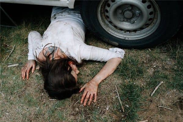 梦到了自己开车压死人是什么意思