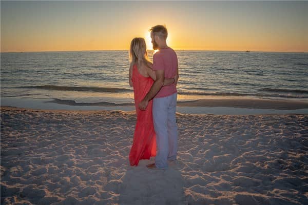 梦见老公外面有人了是什么意思