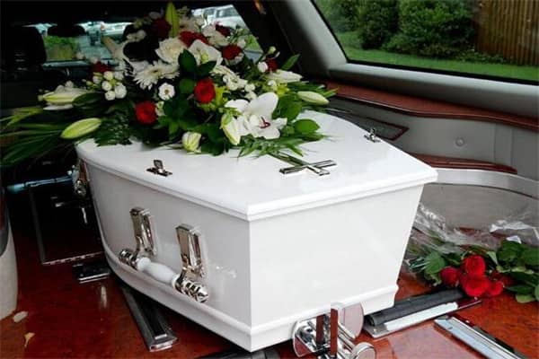 梦见棺材里死人是什么意思