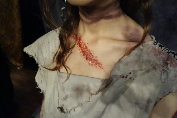 梦到被捅伤是什么意思