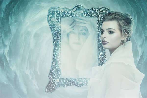 梦到了镜子里的自己是什么意思