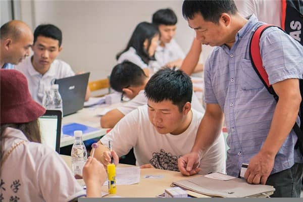 梦见被学校录取是什么意思
