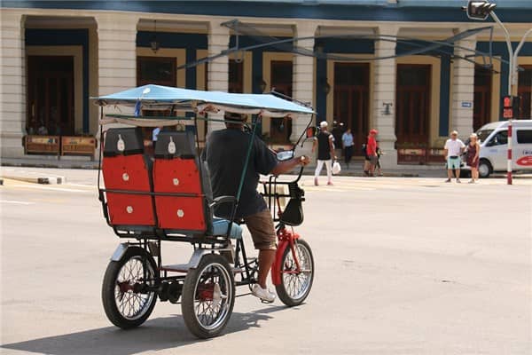 梦到了坐人力车是什么意思