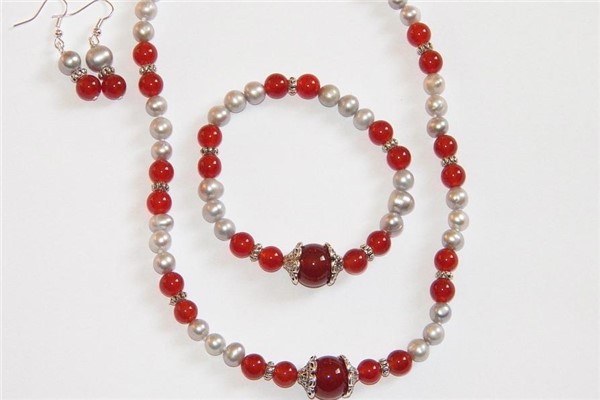 梦到了红玉是什么意思