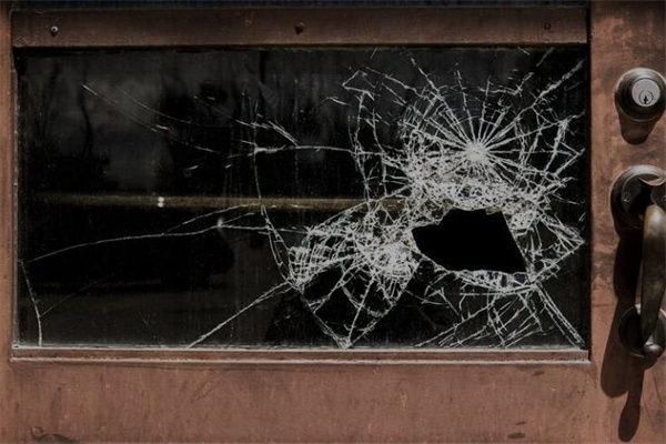 梦见窗户破了是什么意思