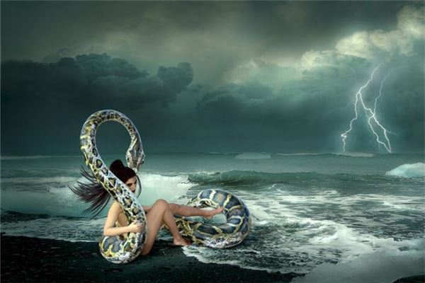 梦到美女蛇是什么意思