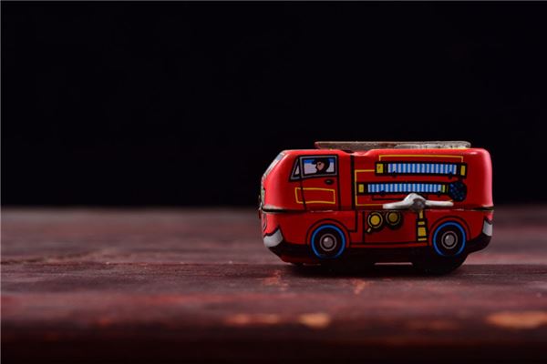 梦见自己开公交车