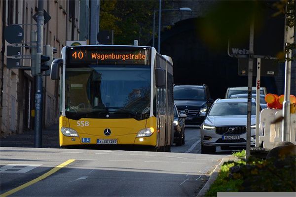 梦见挤公交车是什么意思