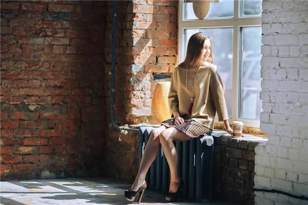 梦见别人穿衣服是什么意思