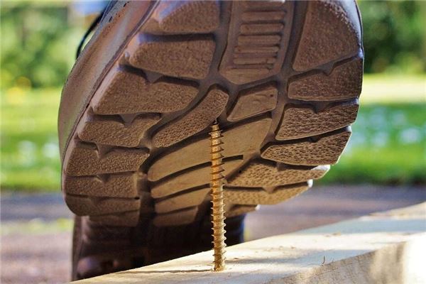 梦见家人出意外