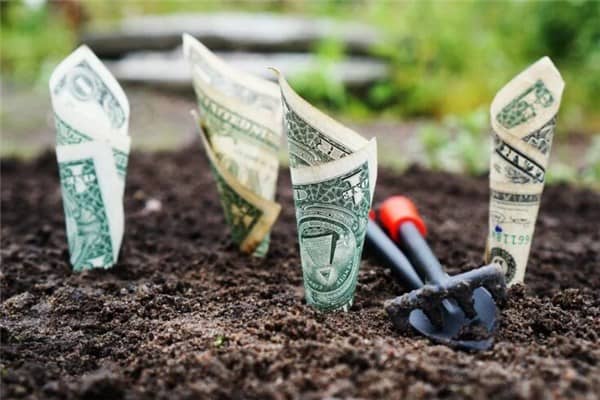 梦到别人捡到钱是什么意思