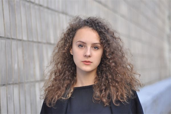 梦见死去的同学是什么意思