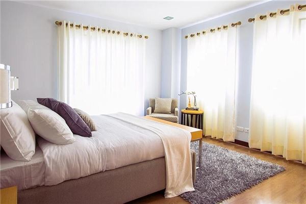 梦见在床上拉屎