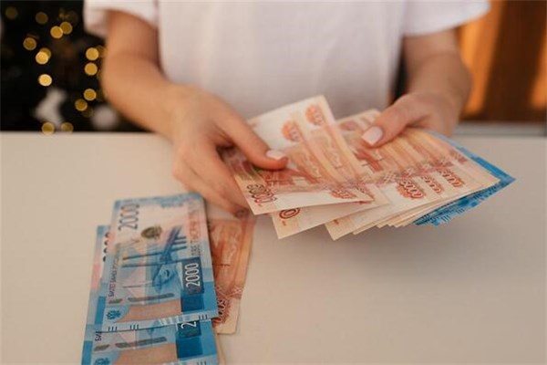 梦见别人向自己要钱是什么意思