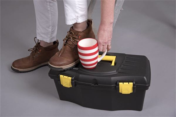 梦见别人送水杯