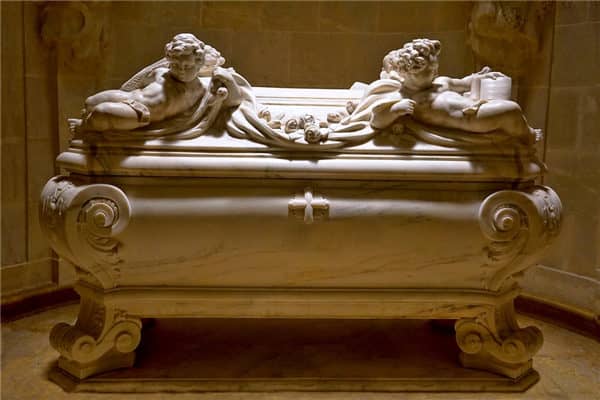 梦到了亲人葬礼是什么意思