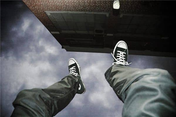 梦见有人跳楼自杀